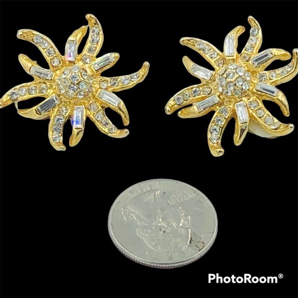 18KGP Sun Soleil Swarovski Element Austrian Crystal Rhinestone Clip On Earrings - Picture 4 of 10